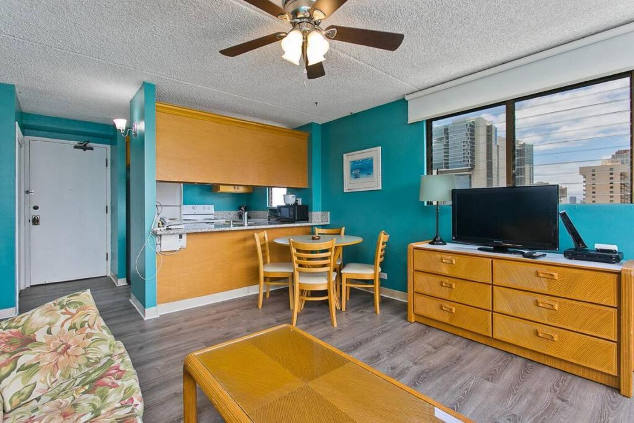Holiday home Royal Kuhio 1701 - Spacious Corner Unit With Stunning Ocean Views In The Heart Of Waikiki! Honolulu