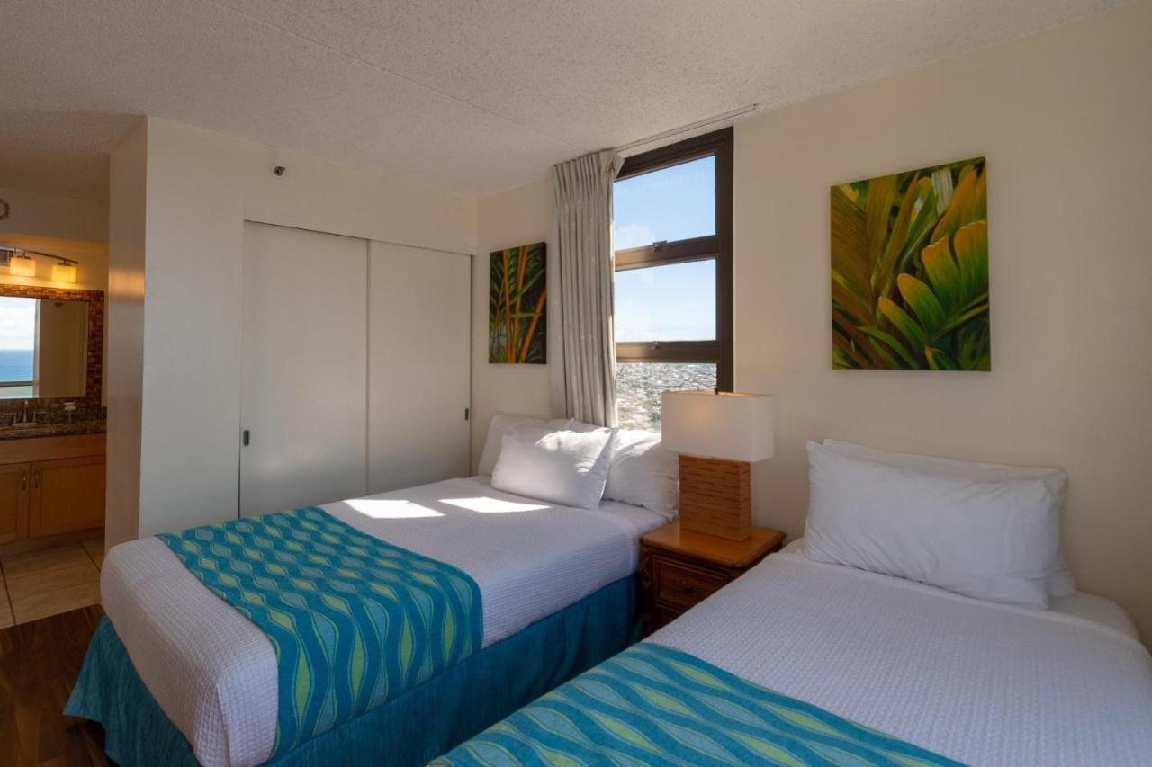 Waikiki Banyan Ocean View