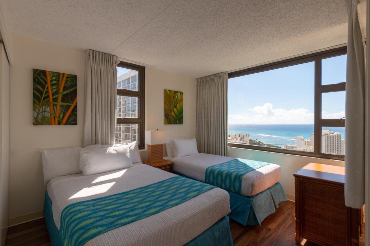 Waikiki Banyan Ocean View *