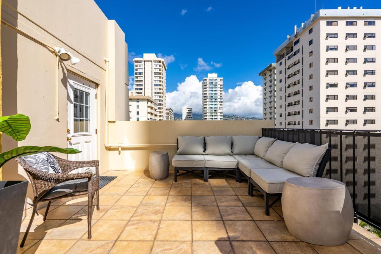 Expansive Lanai W/ Panoramic Views - Walk To Waikiki Beach Apartment Honolulu