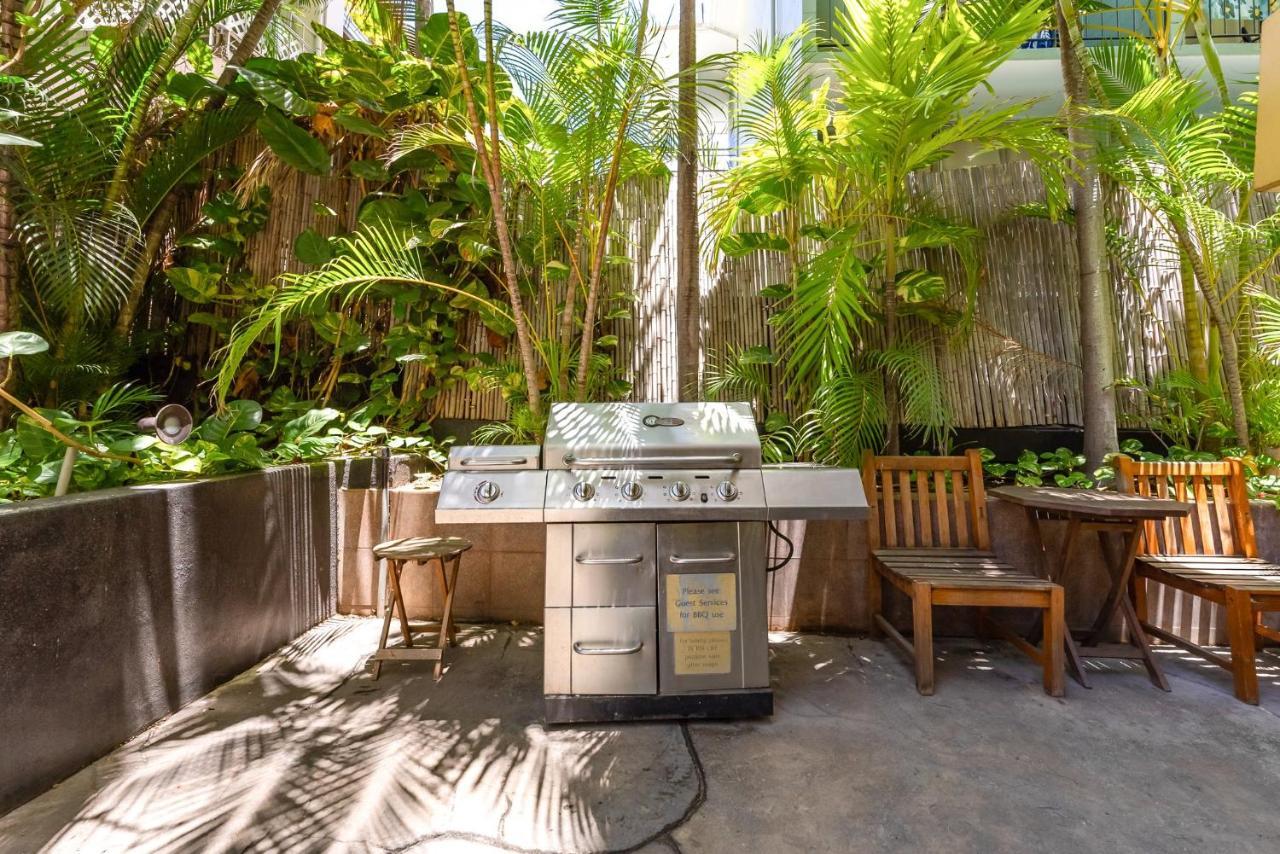 Expansive Lanai W/ Panoramic Views - Walk To Waikiki Beach Apartment *