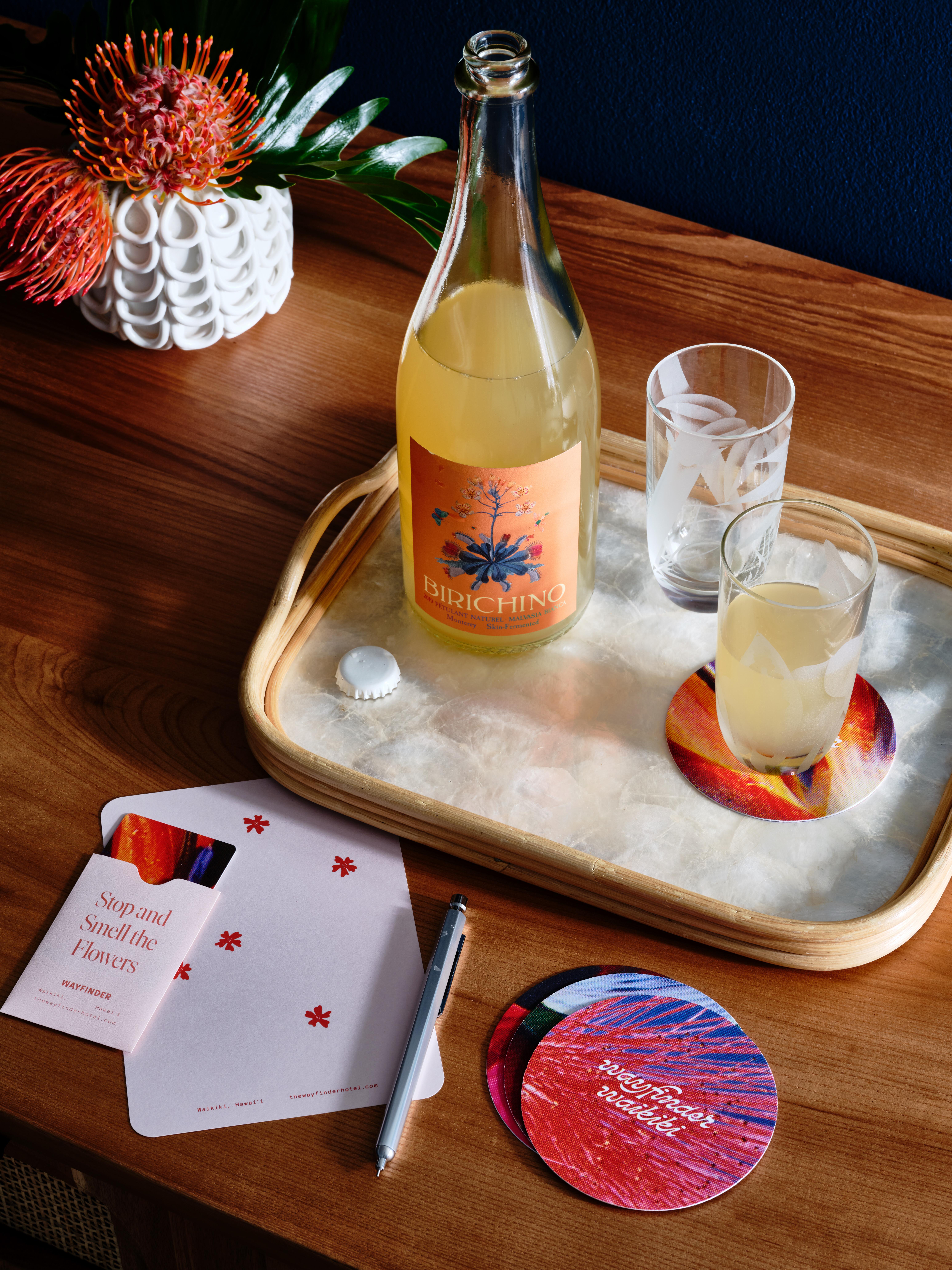 Wayfinder Waikiki - Voted 10 In Hawaii! Hotel