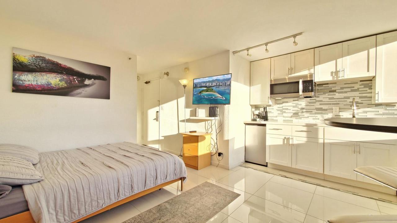 Waikiki Cozy No Fee Aparthotel