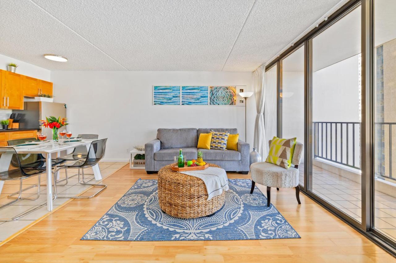 Aloha Getaway, Ocean View Near Waikiki With Free Parking Apartment Honolulu