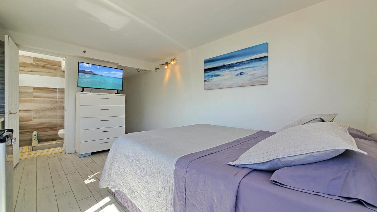 Aparthotel Waikiki Modern No Fee Location