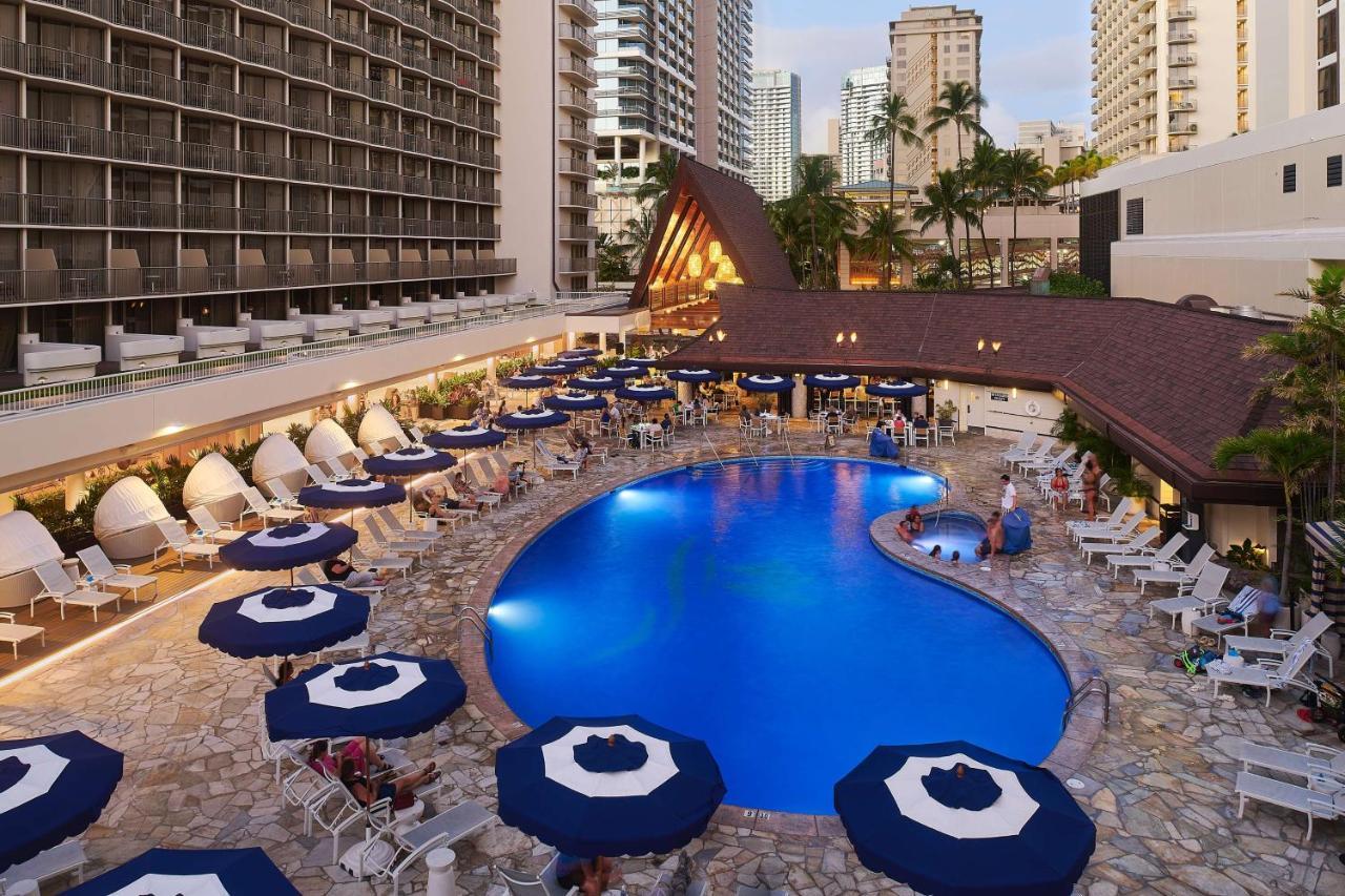 Outrigger Reef Waikiki 4*