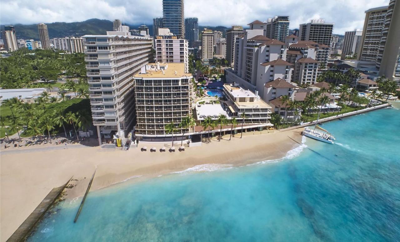 Resort Outrigger Reef Waikiki 4*