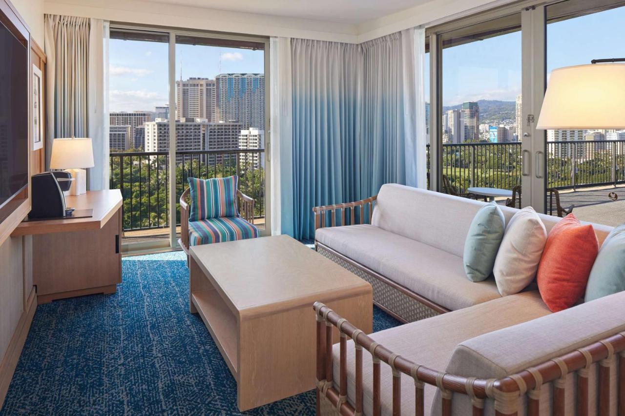 Outrigger Reef Waikiki Resort