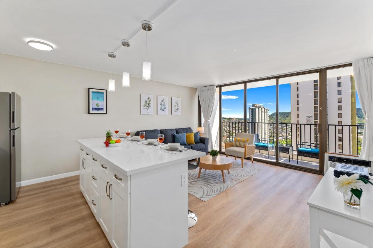 Stylish Oasis With Great Ocean And Diamond Head Views, Free Parking! * Honolulu