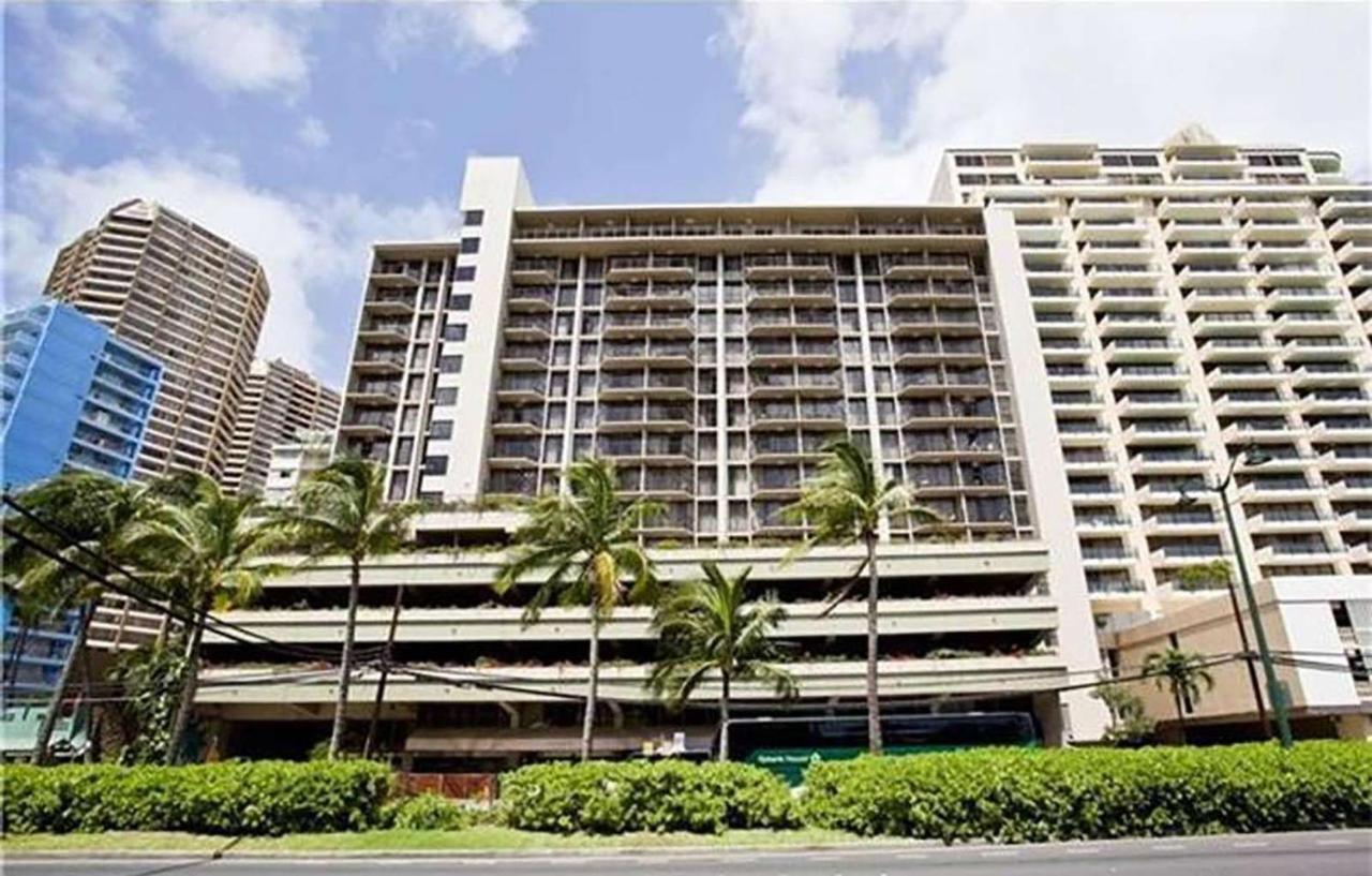 Renovated With View At Aqua Palms Waikiki Honolulu