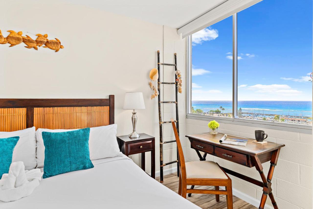 Stunning 1br Ocean View At Ilikai Marina Apartment