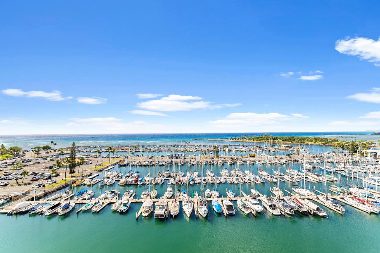 Apartment Stunning 1br Ocean View At Ilikai Marina Honolulu