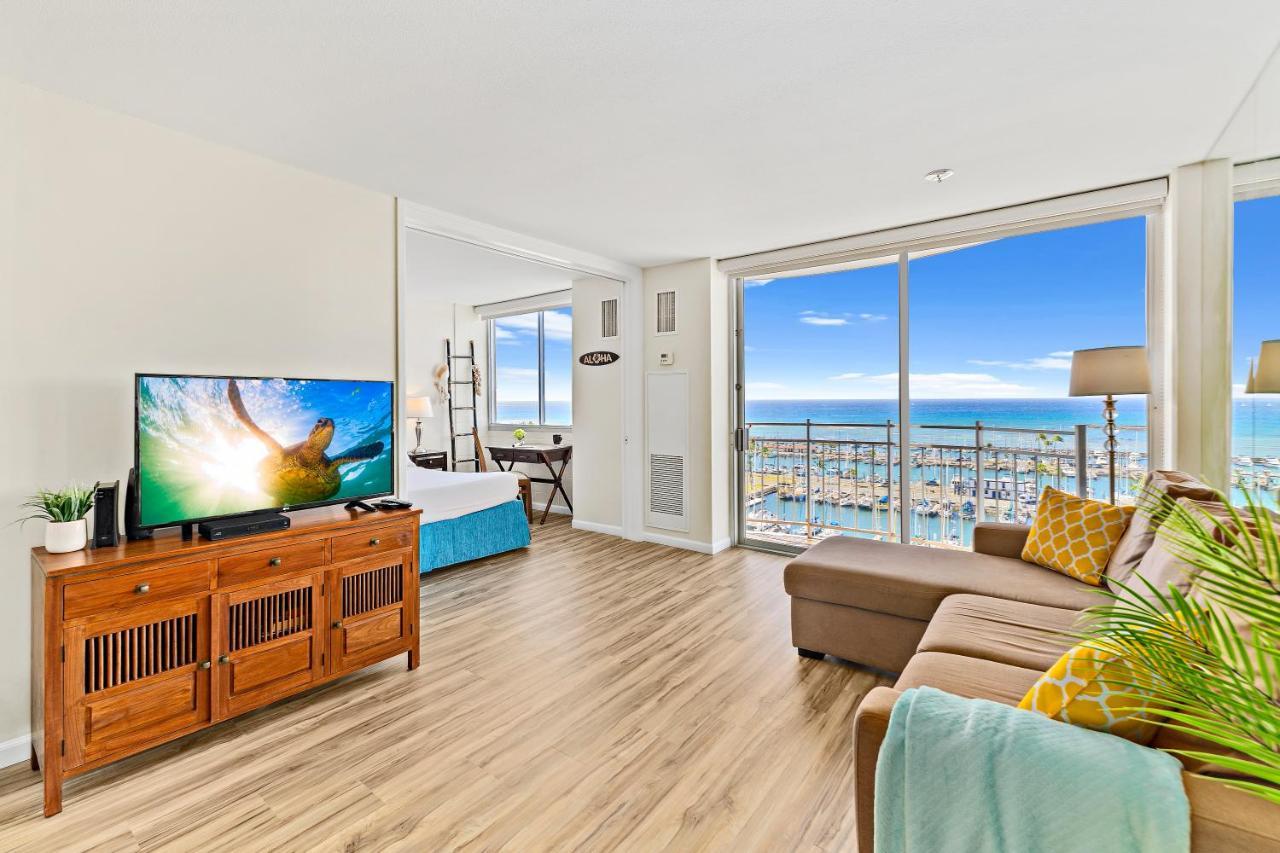Stunning 1br Ocean View At Ilikai Marina Apartment