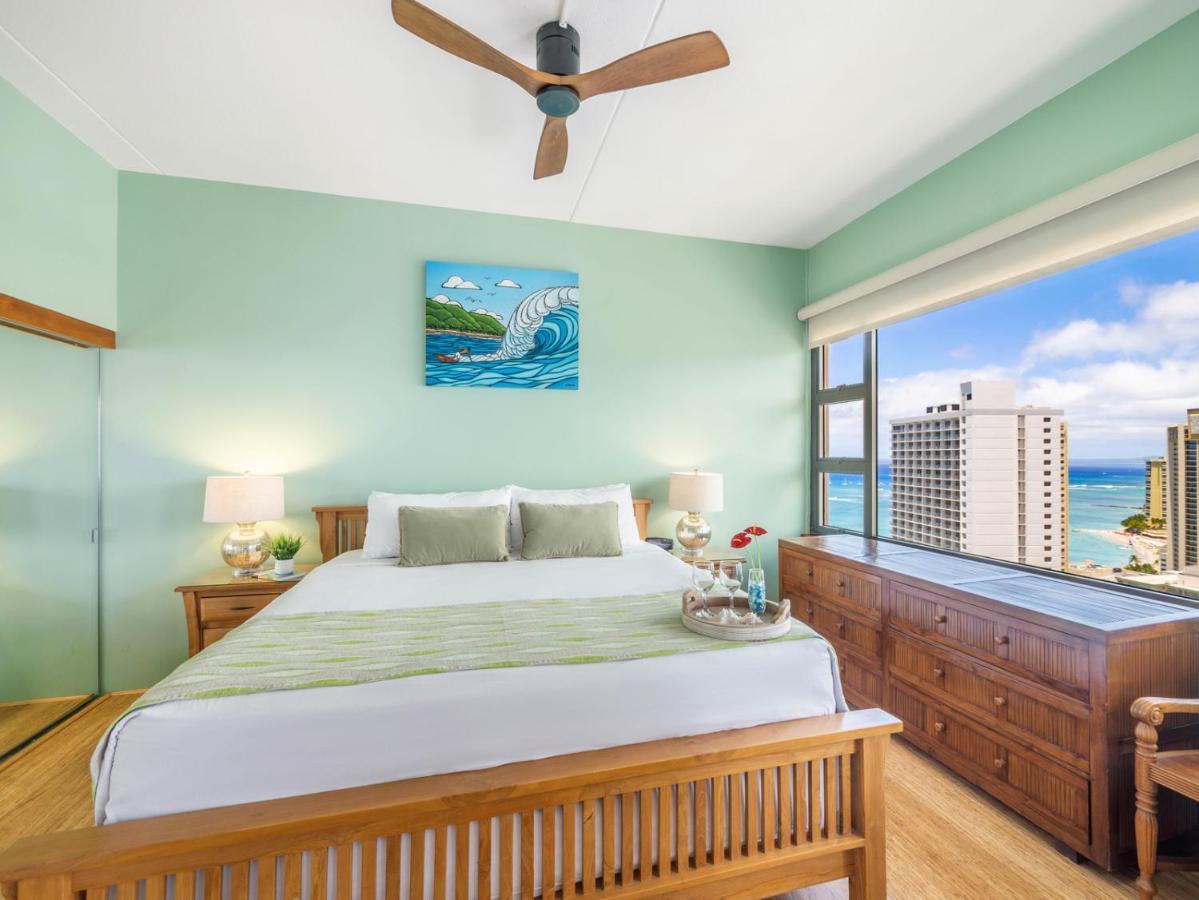 Penthouse With Fabulous Ocean View Near Waikiki Apartment *