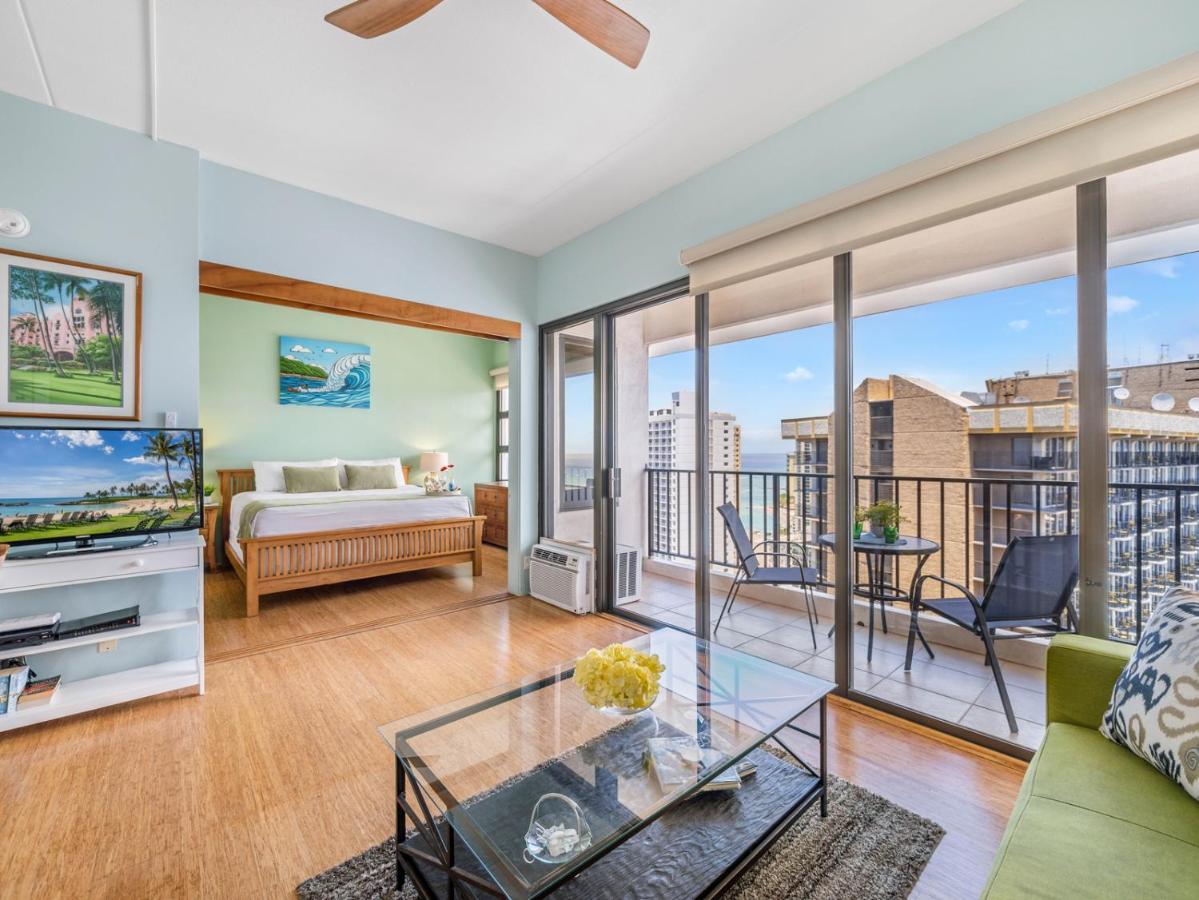 Penthouse With Fabulous Ocean View Near Waikiki Honolulu