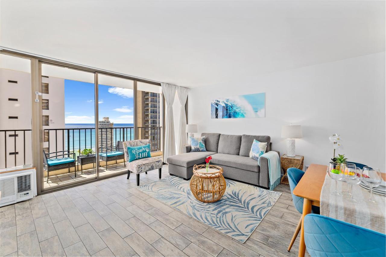 1br With Great Ocean Views, 1 Block To Waikiki Apartment *
