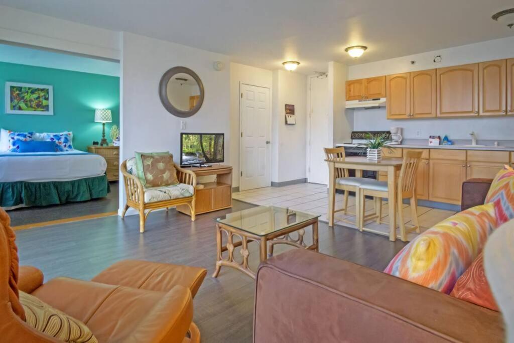 Rec Deck Suite, 1 Bed + Free Parking