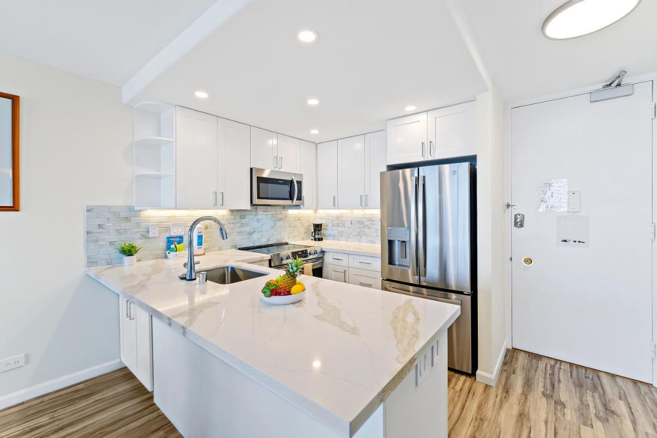 Stunning 1br Ocean View At Ilikai Marina Apartment *
