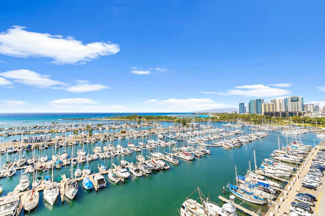 Stunning 1br Ocean View At Ilikai Marina