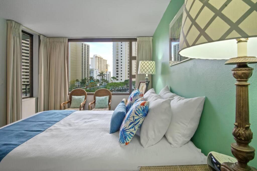 Apartment Rec Deck Suite, 1 Bed + Free Parking