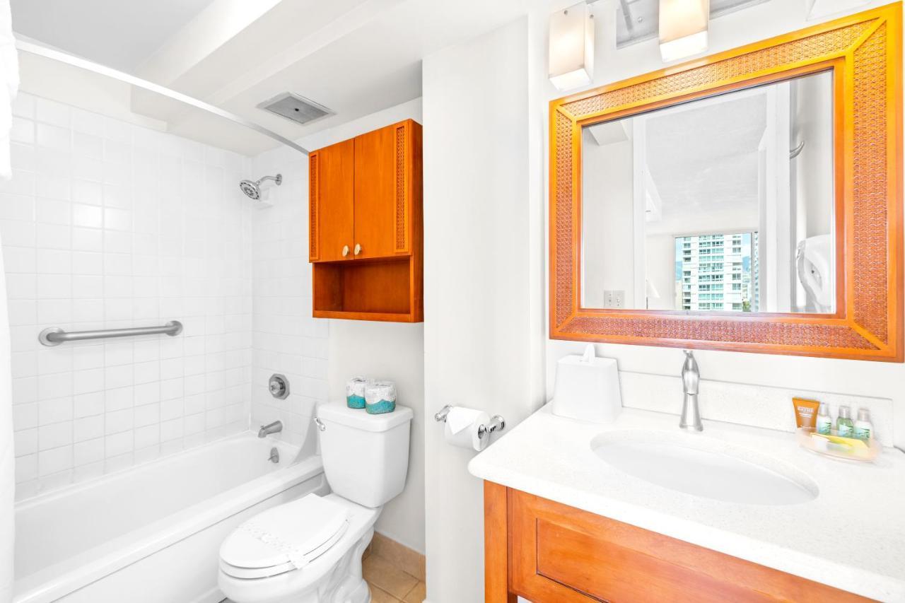 1br With Great Views, 3 Mins To Waikiki Beach! Apartment *