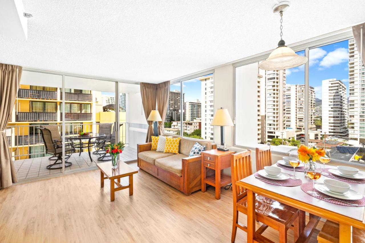 1br With Great Views, 3 Mins To Waikiki Beach!