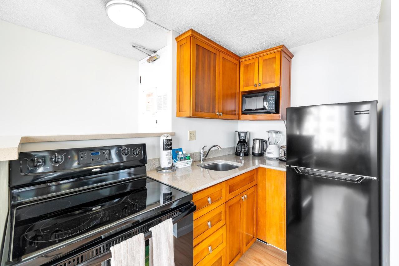 1br With Great Views, 3 Mins To Waikiki Beach! Honolulu