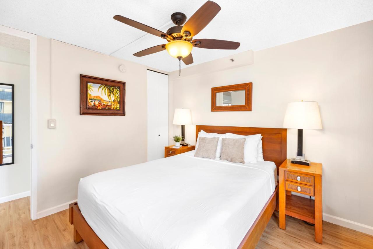 1br With Great Views, 3 Mins To Waikiki Beach! Honolulu