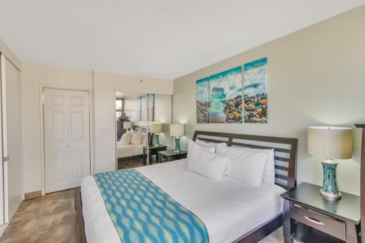 Waikiki Banyan Ocean View Apartment Honolulu