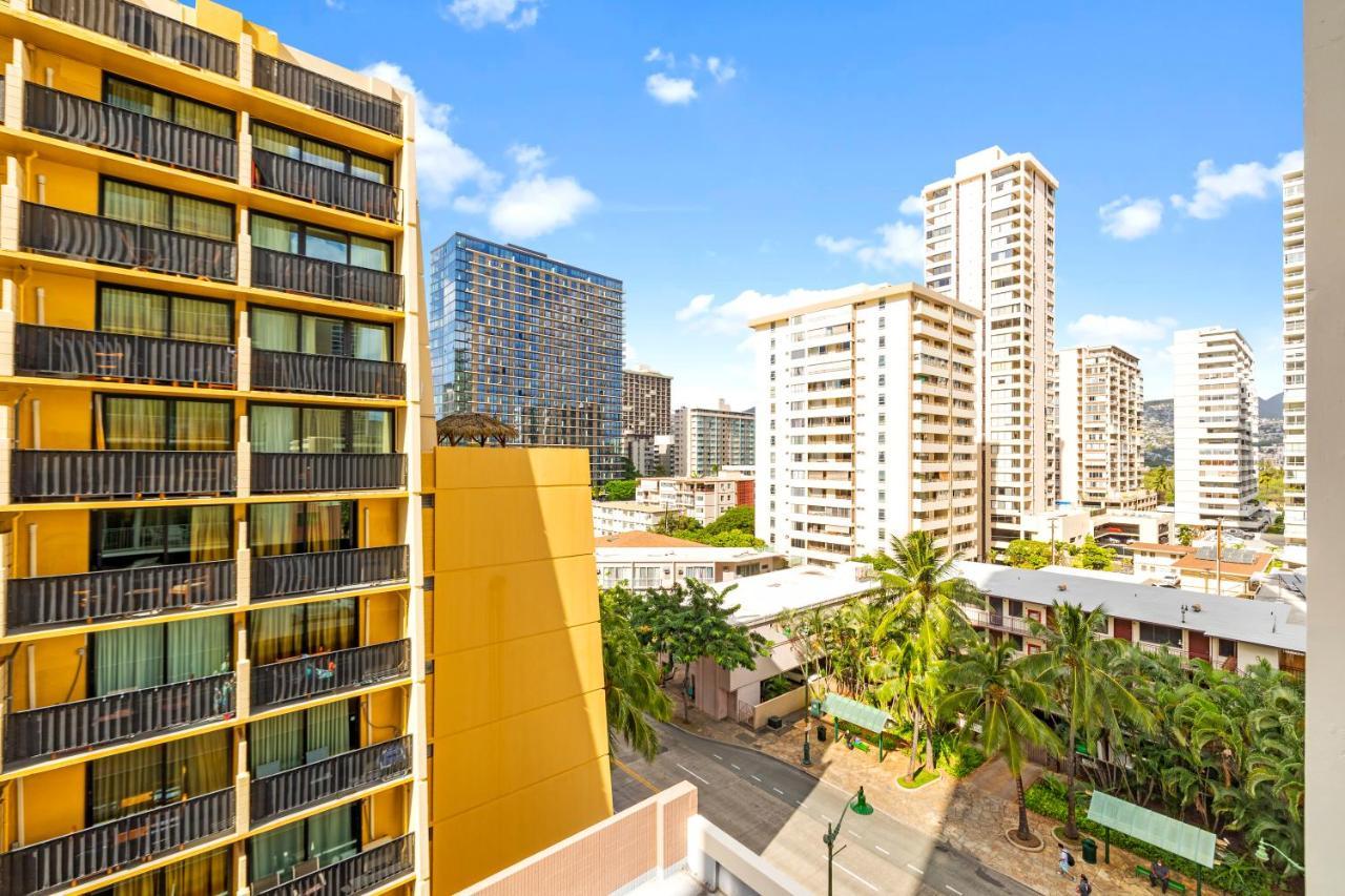 1br With Great Views, 3 Mins To Waikiki Beach! Honolulu
