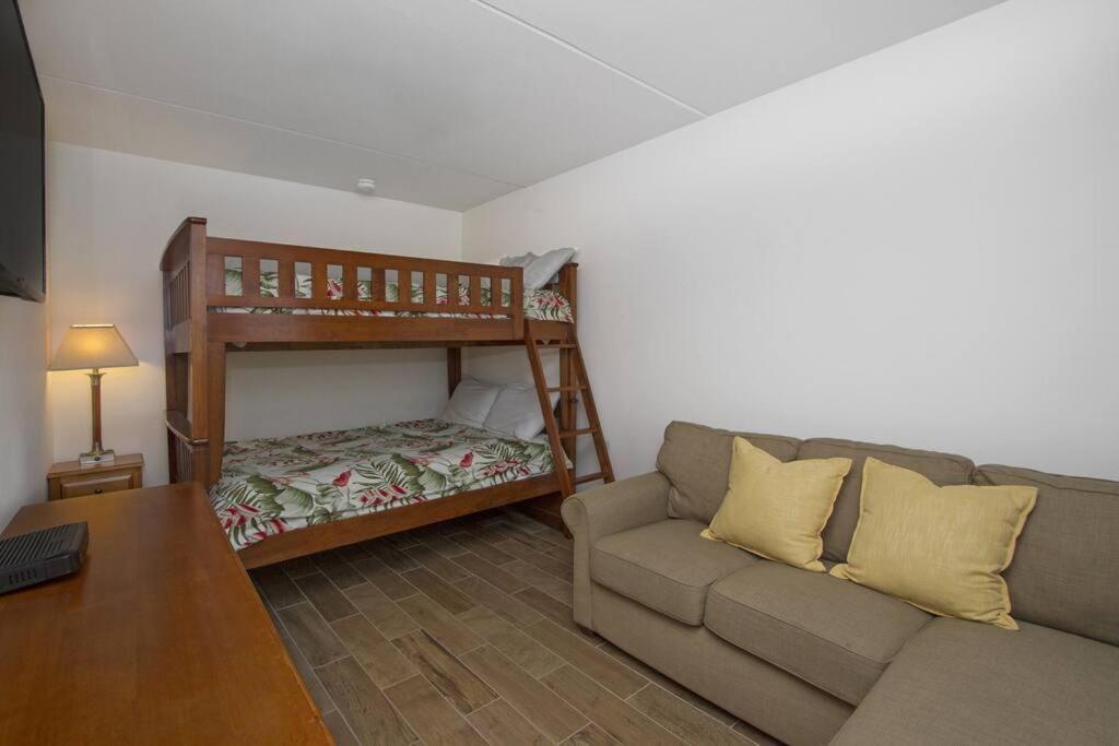 Aparthotel Aloha Vacations