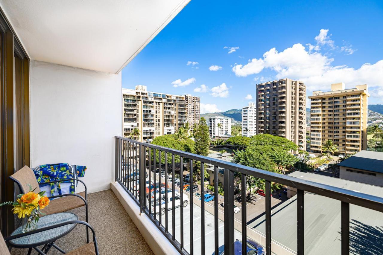 Mountain View Oasis, Steps From With Parking!