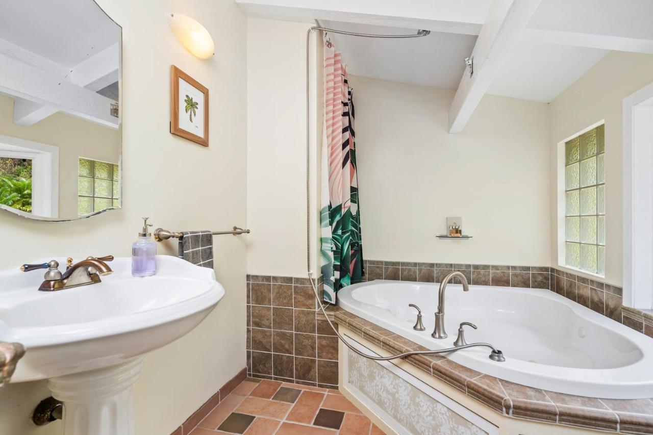 Seabreeze Hawaii Kai - 30-night Minimum Holiday home *