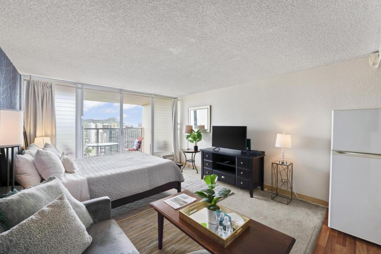 Apartment Ocean View 39th Floor At Island Colony 3917