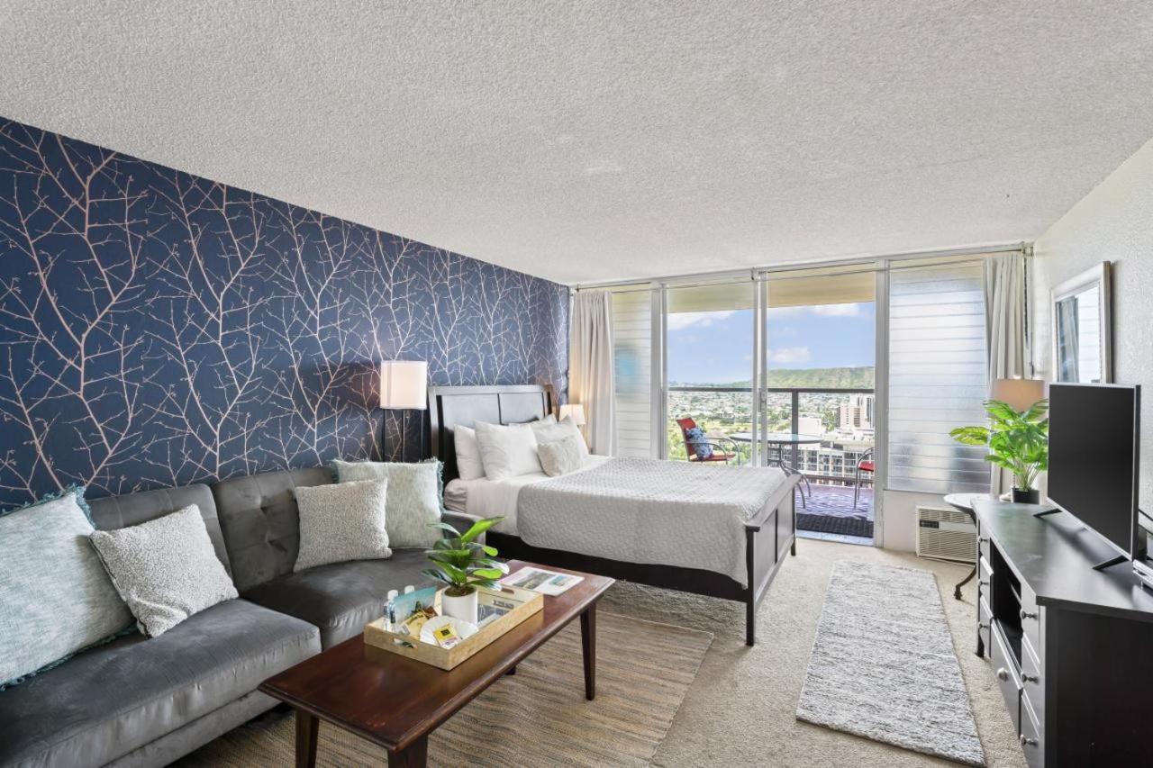 Ocean View 39th Floor At Island Colony 3917