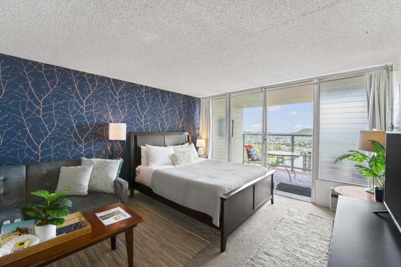 Apartment Ocean View 39th Floor At Island Colony 3917
