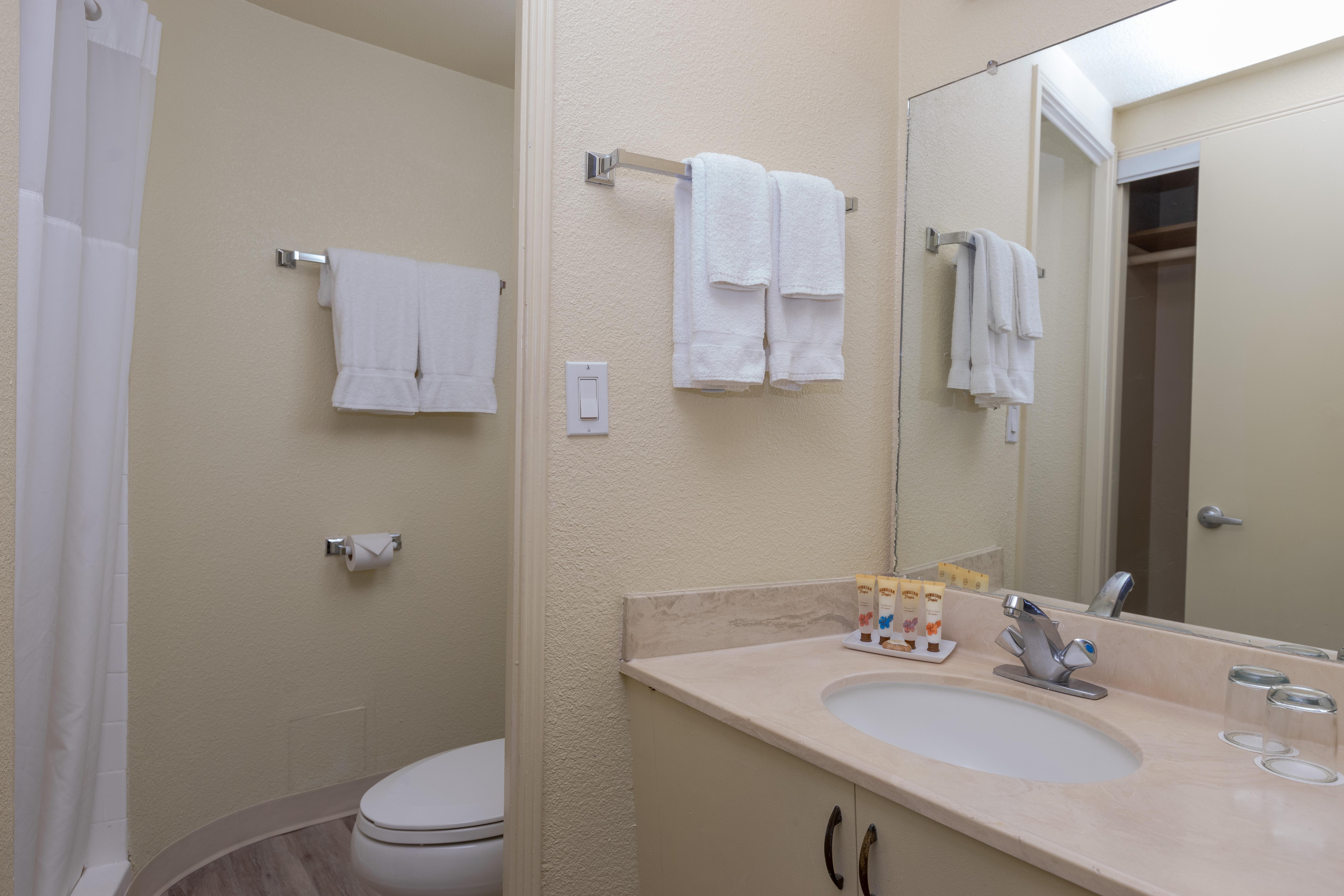 Ohia Waikiki Hotel 3*