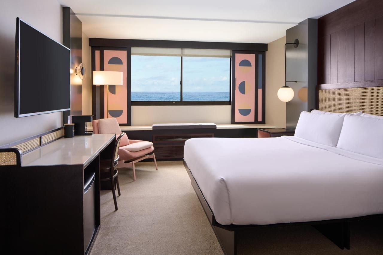 Hotel Renew Honolulu