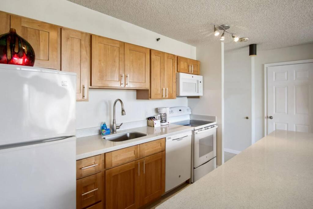 Le'ahi Diamond Head 1 Bedroom 1 Free Parking Apartment Honolulu