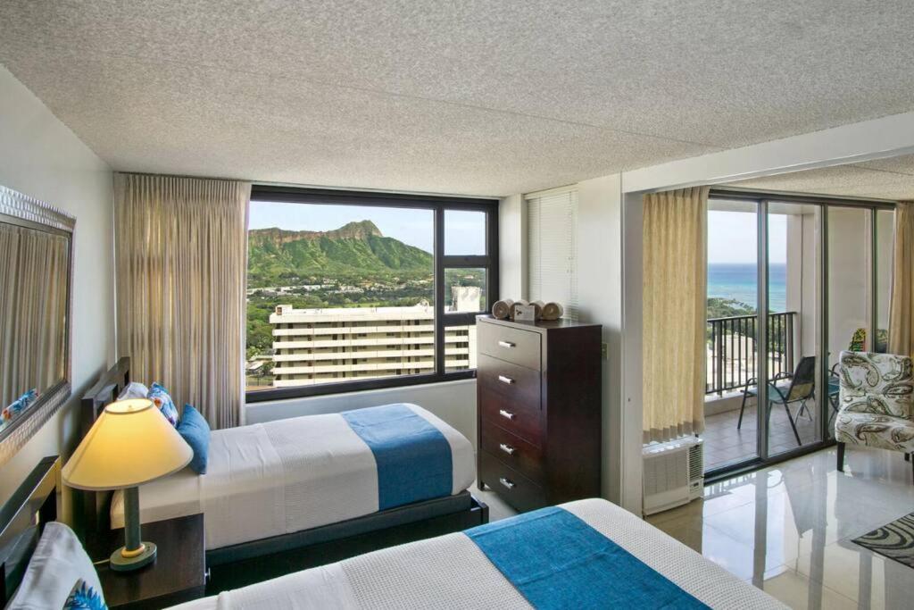 Le'ahi Diamond Head 1 Bedroom 1 Free Parking Apartment *