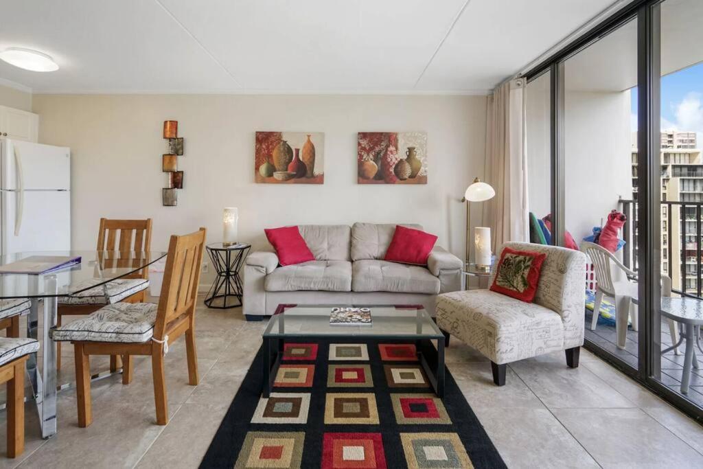 Maluhia Mountain View 1 Bed 1 Free Parking