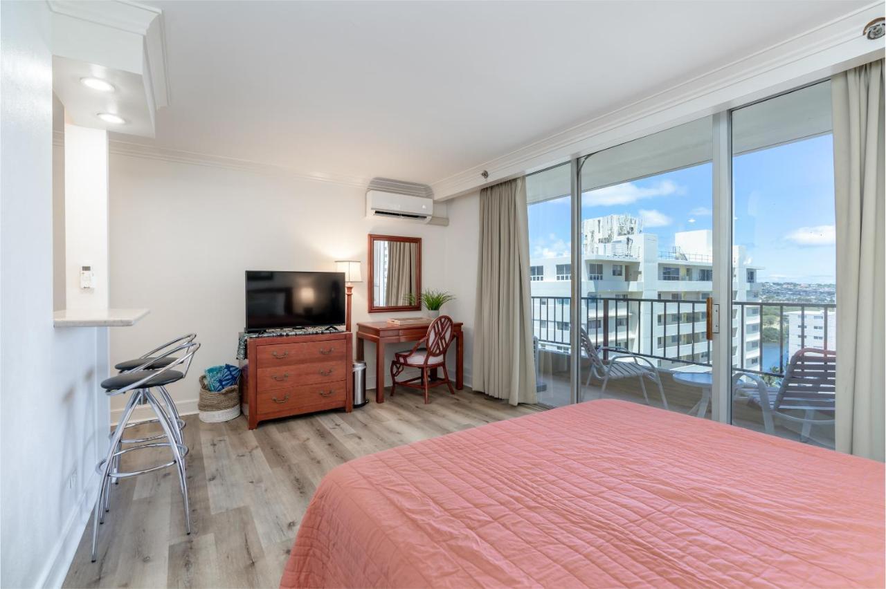 Royal Garden Waikiki - Wyndham Apartment *