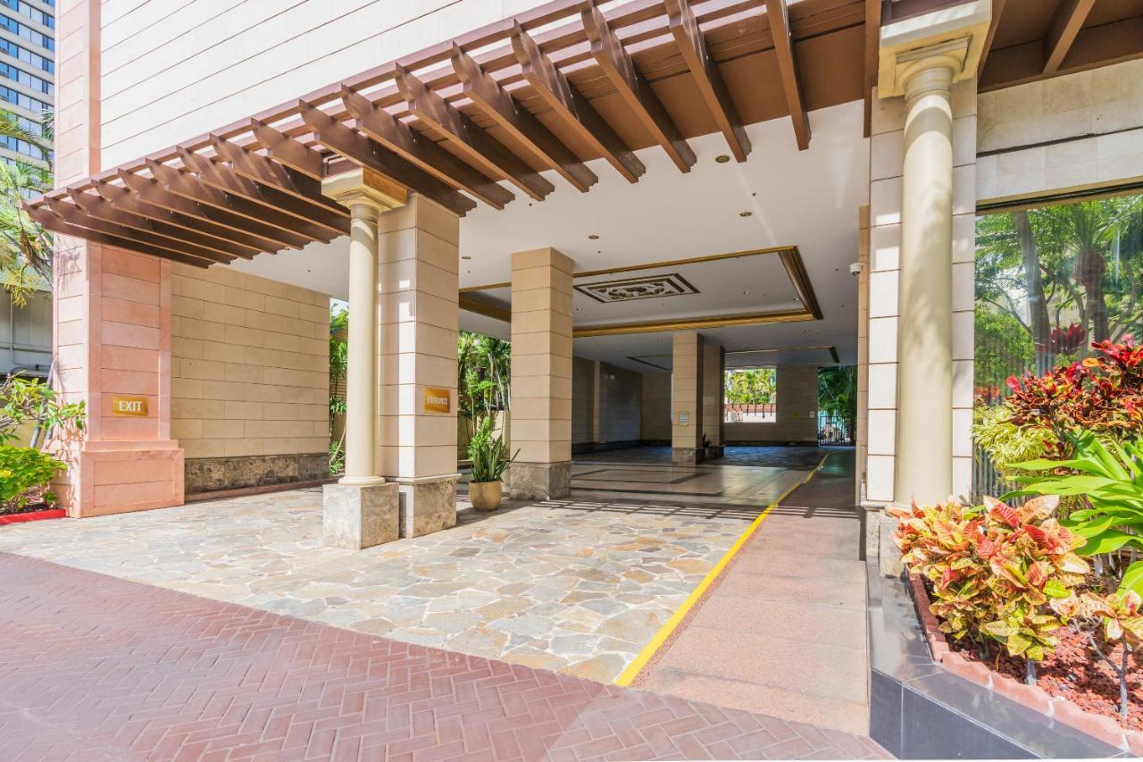 Royal Garden Waikiki - Wyndham Apartment