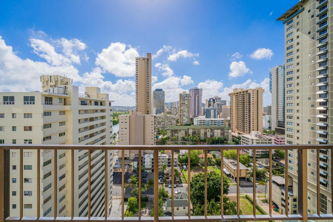 Royal Garden Waikiki - Wyndham Apartment
