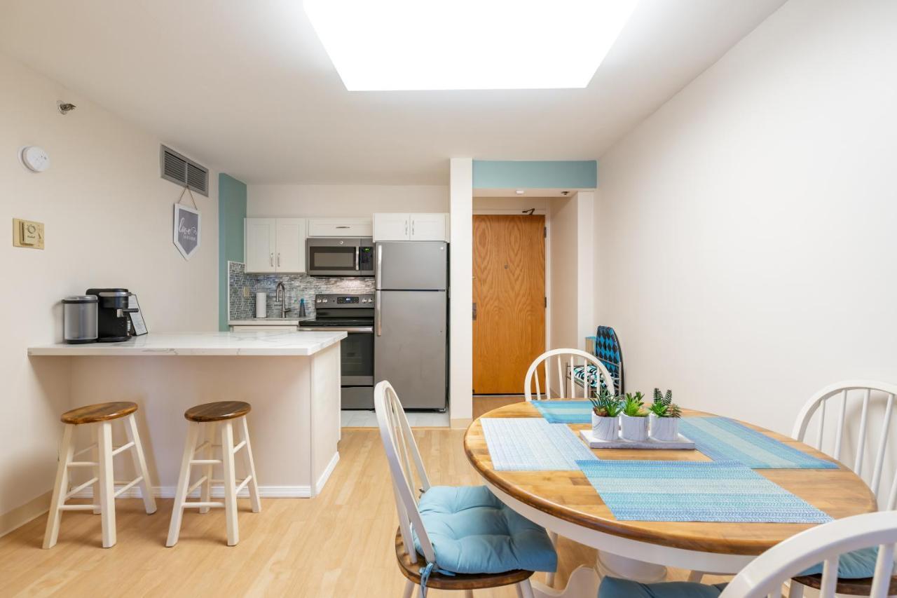 Apartment Spacious Downtown Executive Retreat - Free Parking