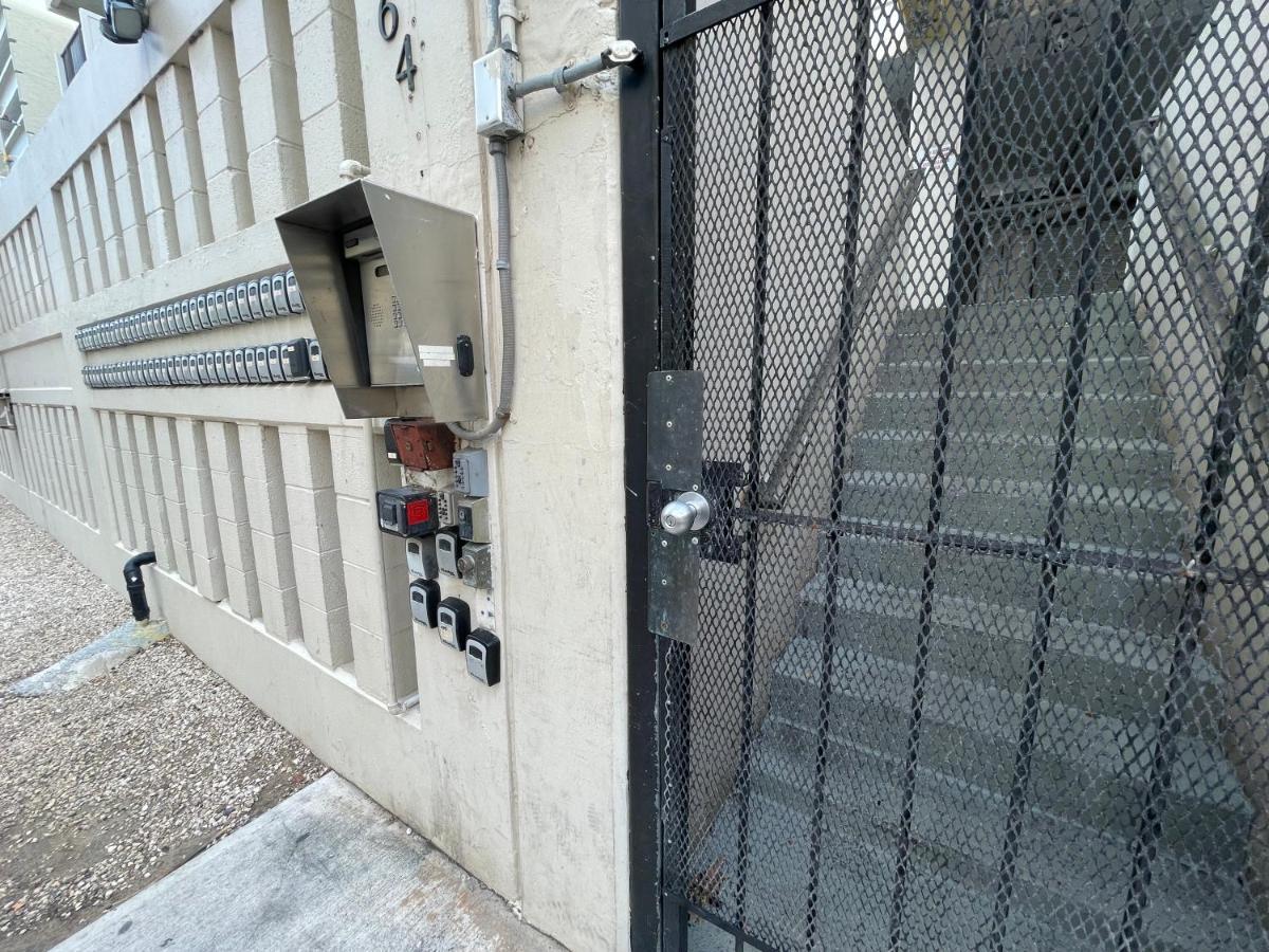 Apartment Amazing Waikiki 2bed2bath+free Parking