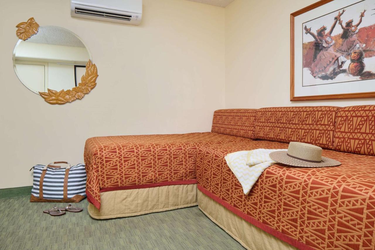 Waikiki Malia Hotel