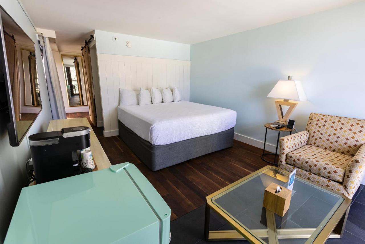 Hotel La Croix Honolulu