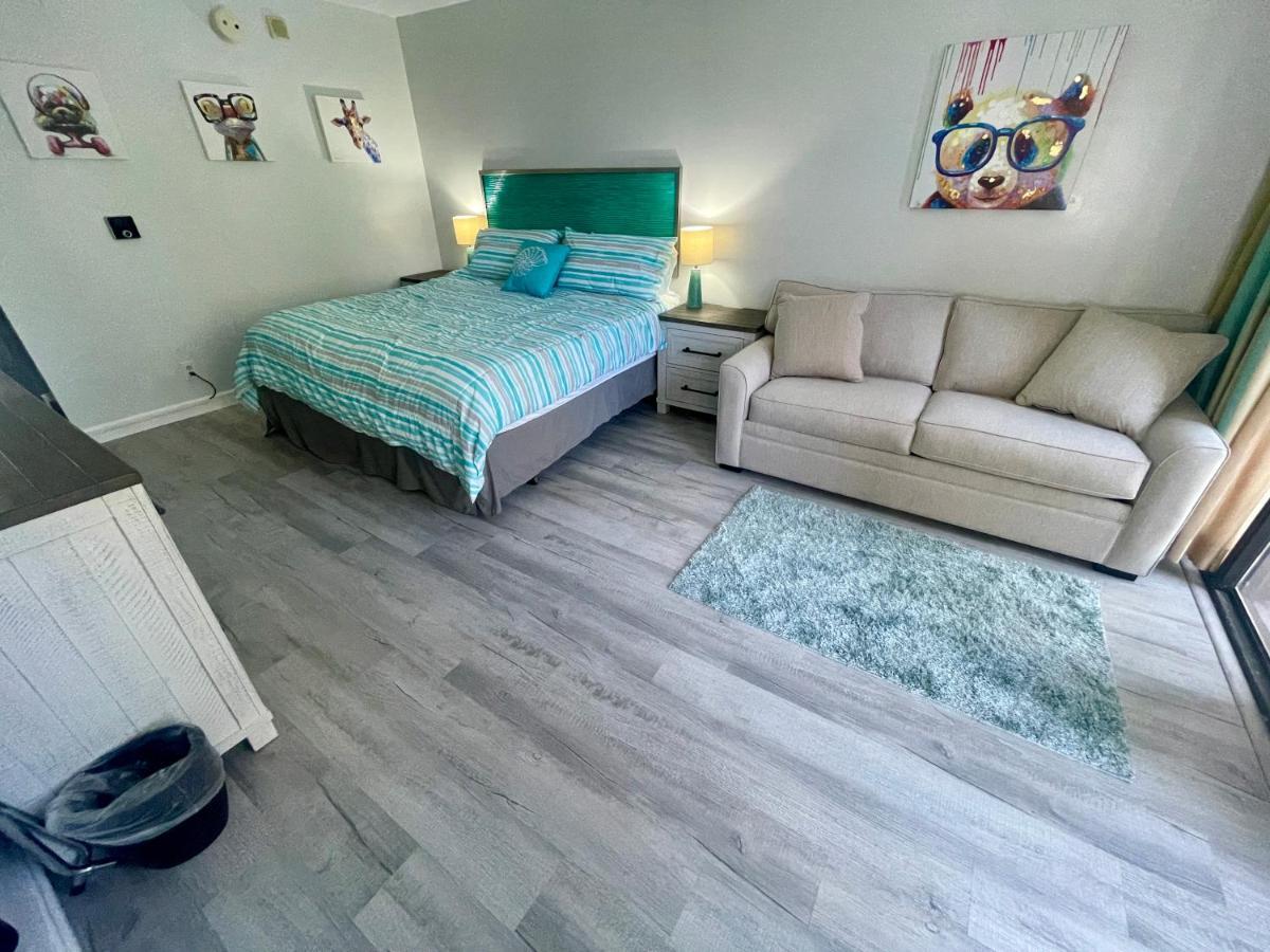 Apartment Aqua Palms Waikiki #304 And #1112