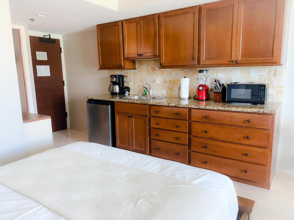 Apartment Breezy Luana Waikiki